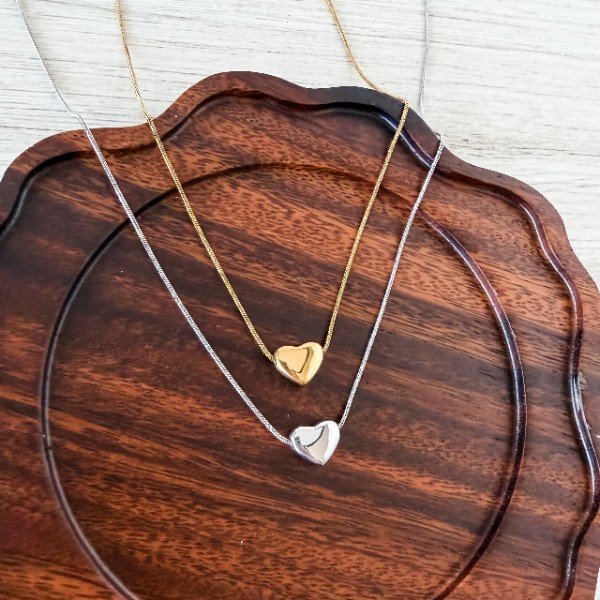 Dainty Puffy Heart Necklace (Silver or Gold), 1 Total, Metal Blank #252
