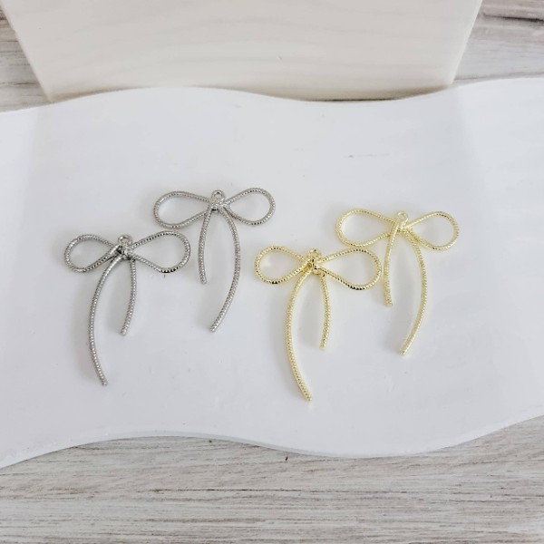 Festive Knotted Bow Pendant (Silver or Gold), 10 Pieces, Bow #82