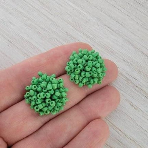 Kelly Green 15mm Small Seed Bead Topper, 1 Pair, Seed Bead #23