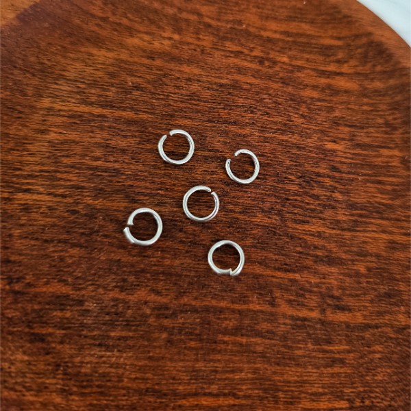 New Premium Silver 4mm Round Stainless Steel Open Jump Rings (22g), 100 Pieces, Jump Ring #9
