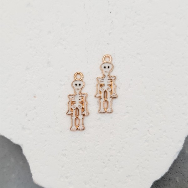 Monarch Pine Acrylic Findings